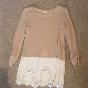 Sweater with lace